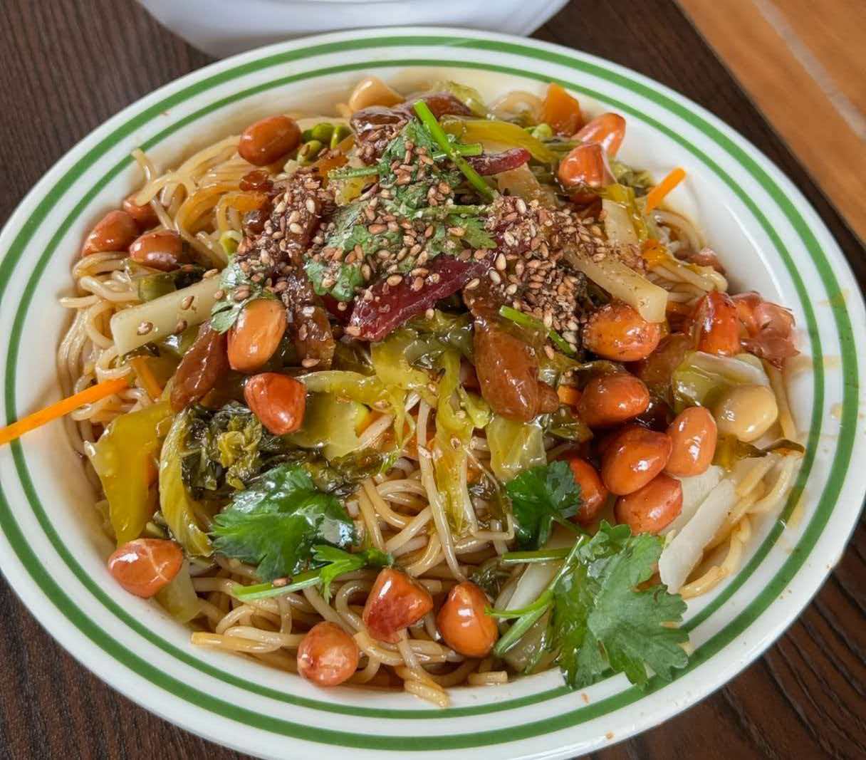 攻略：解锁海南岛的舌尖密码与椰城风情pg电子免费模拟器游戏海口旅游美食(图3)