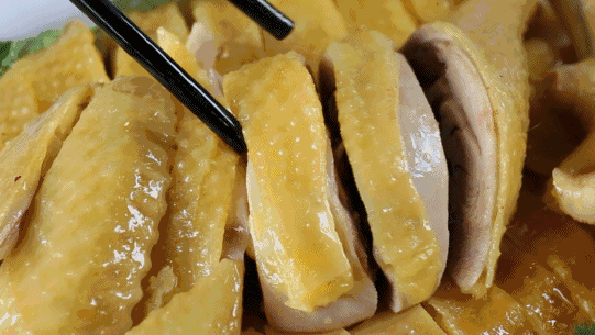 吃白切鸡？ “鸡有鸡味”追求食物的本味pg电子模拟器试玩广东广西人为什么喜欢(图7)